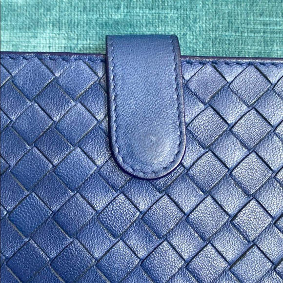 Bottega Veneta iPad woven leather iPad case-AUTHENTIC! - Picture 3 of 8